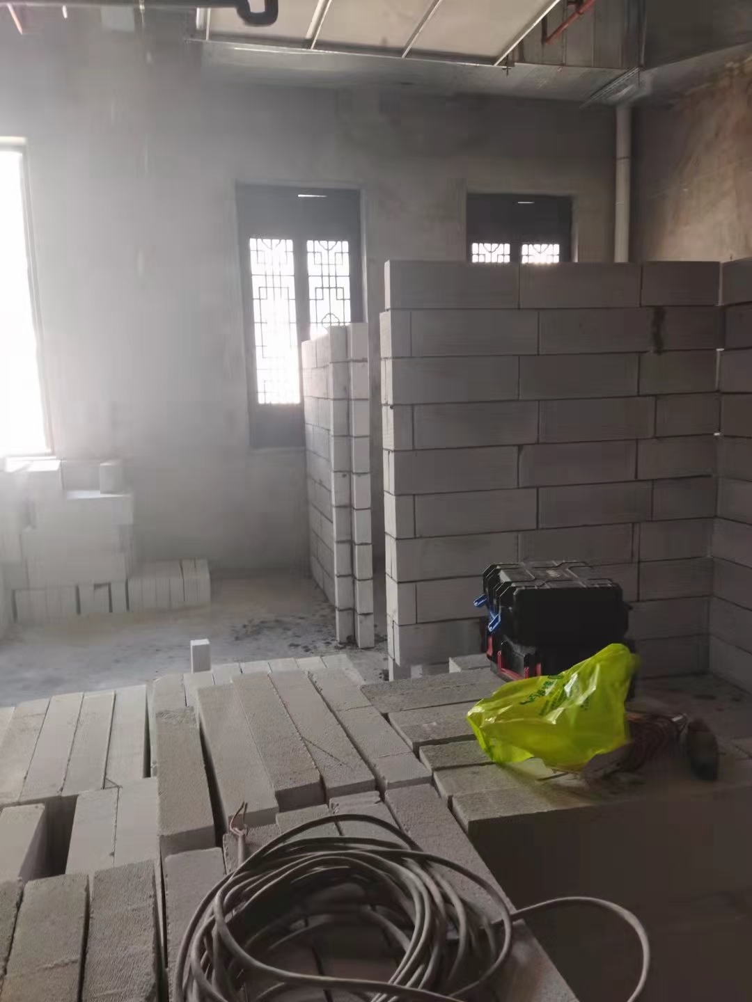 厂房轻质砖隔墙场景图